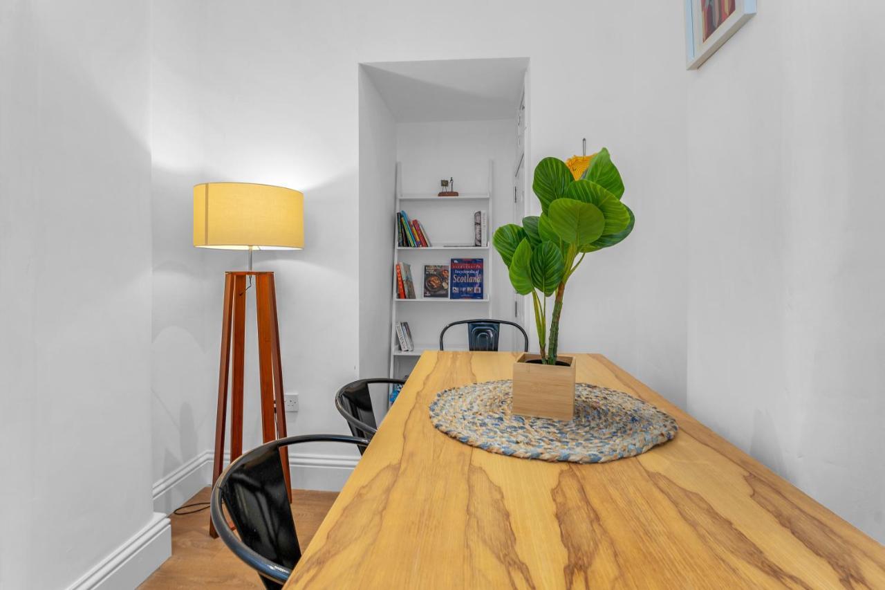 אדינבורו Cheerful Stays - Jamson Pl 3 Bed Apartment מראה חיצוני תמונה
