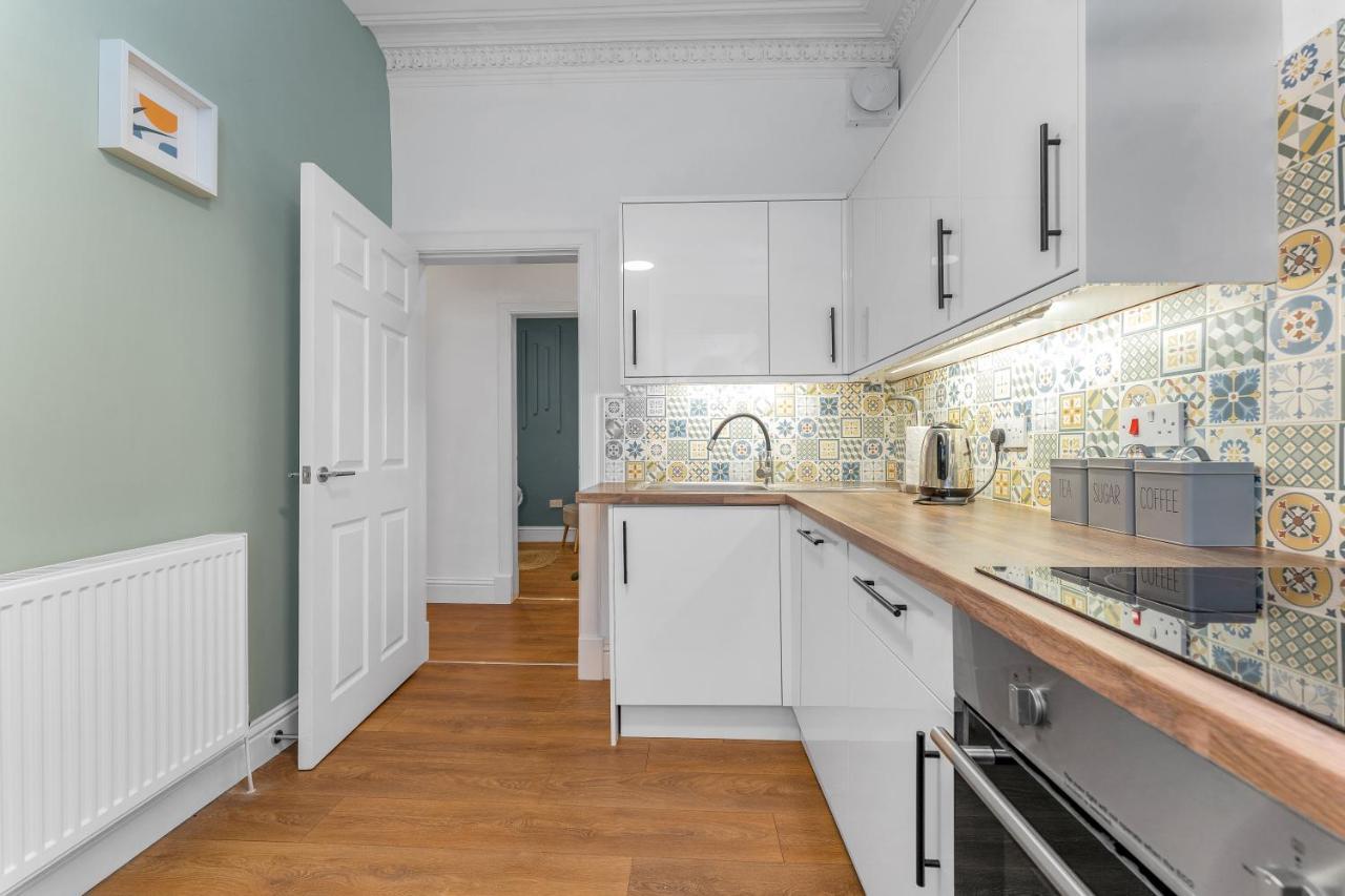 אדינבורו Cheerful Stays - Jamson Pl 3 Bed Apartment מראה חיצוני תמונה